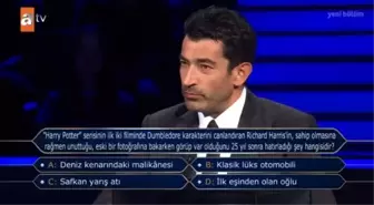 'Harry Potter serisinin ilk iki filminde Dombledore karakterini canlandıran Richard Harris'in, sahip olmasına rağmen unuttuğu eski fotoğrafı