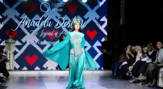 İzmir Olgunlaşma Enstitüsü, Kazakistan ve Özbekistan'da 'Anadolu Destanı' konulu defile düzenledi