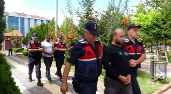 Isparta'da Sözlü Tartışma Kavgaya Dönüştü: 2 Yaralı