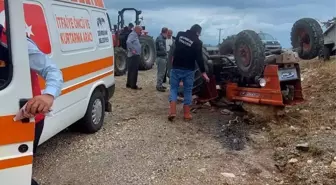 Kastamonu'da traktör devrildi, sürücü yaralandı