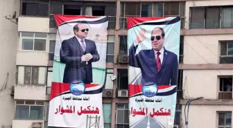 Mısır Cumhurbaşkanı Abdulfettah es-Sisi, Aralık ayında düzenlenecek olan cumhurbaşkanlığı seçimlerinde aday olacak
