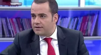 Özgür Demirtaş kovuldu mu, istifa mı etti?