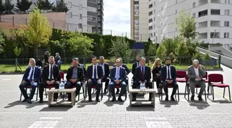 Başkentten Hatay'daki kardeş okula oyuncak ve kırtasiye malzemesi gönderildi