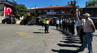 Beypazarı'nda Jandarma Ekipleri Traktör Sürücülerine Eğitim Verdi