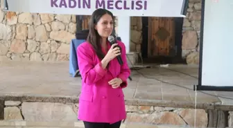 Bodrum'da Siyaset Atölyesi Kadınların Katılımıyla Gerçekleştirildi