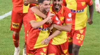 Göztepe, Adanaspor'u mağlup ederek zirve yarışına ortak oldu