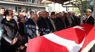 Tavşanlı'da maden kazasında hayatını kaybeden madenci toprağa verildi