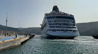 Amasra'ya 25. kez kruvaziyer turistleri geldi