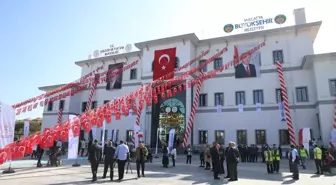 Kültür ve Turizm Bakanı Mehmet Nuri Ersoy, 2023 yılı itibarıyla Bakanlıklarına bağlı kütüphane sayısının 1279'a ulaştığını belirtti