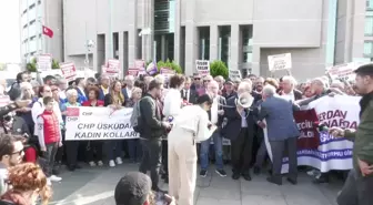 Merdan Yanardağ'ın Duruşması Öncesi Adliye Önünde Açıklama... Özgür Özel: 'Mussolini Yöntemiyle Ülkeyi Yöneten Diktatör Öyle İstediği İçin Merdan...