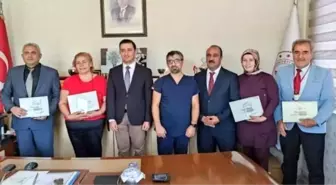 Hizan Devlet Hastanesinde 25 yılını dolduran personele teşekkür