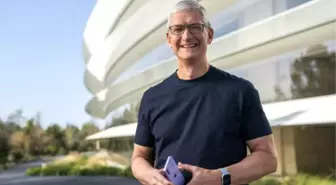 Tim Cook Apple Hisselerini Sattı