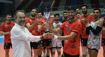 Alanya Belediyespor TSYD Voleybol Turnuvası'nda şampiyon oldu