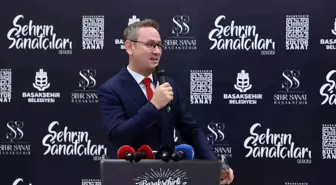 Başakşehir Belediyesi Şehrin Sanatçıları Sergisi'ni Açtı