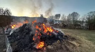 Karabük'ün Ovacık ilçesinde 4 samanlık yangında kullanılamaz hale geldi