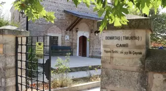 Edirne'deki Tarihi Cami Cuma ve Bayram Namazlarına Açılıyor