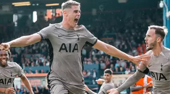 Tottenham, 10 kişiyle zirveye yürüdü! Luton Town'u devirip Premier Lig'de liderliğe yükseldiler