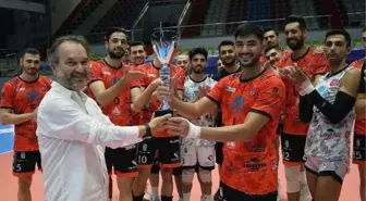 TSYD İzmir Şubesi Voleybol Turnuvasında Şampiyon Alanya Belediyespor