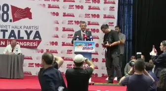 CHP Antalya İl Kongresi... Özgür Özel: 'Chp, Herkesten Yana Olamaz; CHP İşçiden, Yoksuldan, Esnaftan, Memurdan, Orta Direkten, Ezilenden Yanadır.