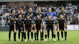 Altay, Ümraniyespor'a 3-0 kaybederek son sıraya geriledi