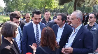 Diyarbakır'da izinsiz basın açıklaması yapan gruba polis müdahalesi