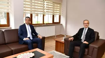 Karabük Valisi Mustafa Yavuz, KARDEMİR Yönetim Kurulu Başkanı İsmail Demir'i ziyaret etti