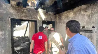 Ağrı'da çıkan yangında bir ev kullanılamaz hale geldi