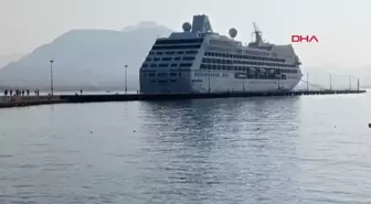 ANTALYA-ABD'Lİ TURİSTLER KRUVAZİYERLE ALANYA'YA GELDİ