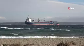Çanakkale Boğazı'nda kargo gemisi makine arızası yaptı