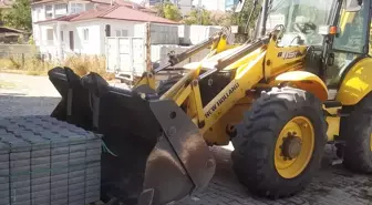 Yozgat'ın Eymir beldesinde yol ve kanalizasyon çalışmaları devam ediyor