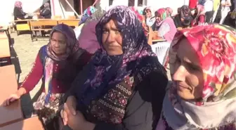 EYT'den emekli oldular, Mevlid okutup 3 bin kişiye yemek dağıttılar