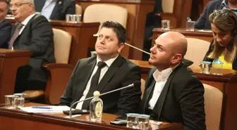 İBB Meclisinde Cemal Canpolat'ın işe alımlarla ilgili sözleri tartışıldı