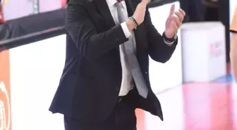 Pınar Karşıyaka, Fenerbahçe'yi mağlup etti