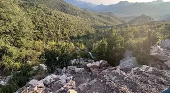 Kahramanmaraş'ta Otomobil Vadiye Yuvarlandı: 1 Ölü, 1 Yaralı