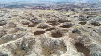 Sivas'ta Obruk ve Doline Dönüşen Alanlar Tarım Arazisine Dönüştürüldü