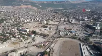Kahramanmaraş'ta ağır hasarlı binalar yıkılacak