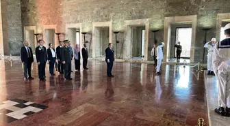 Libya Ulusal Seçimler Komisyonu Başkanı es-Sayih ve YSK Başkanı Yener'den Anıtkabir'e ziyaret