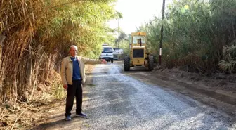 Aydın Büyükşehir Belediyesi İmamköy Yolunda Temizlik Çalışması Yapıyor