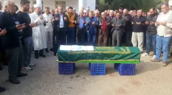 İznik'in ilk belediye başkanı Ahmet Kanlı hayatını kaybetti