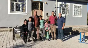 Doğanşehir Belediyesi, Gövdeli Karadut İlkokulu bahçesini kilit taşı ile döşedi