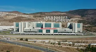İzmir Şehir Hastanesi Hasta Kabulüne Başladı