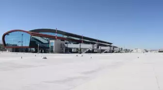 Kayseri Havalimanı Yeni Terminal Binası Tamamlanmak Üzere