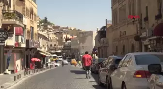 Mardin'de tarihi çarşılarda 'Esnaf Duası' yeniden başlatıldı