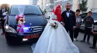 Çankırı Valisi Mustafa Fırat Taşolar'ın makam aracı genç çiftin gelin arabası oldu
