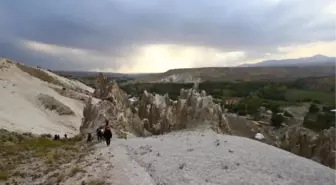 Vanadokya'da peri bacaları turistleri cezbediyor