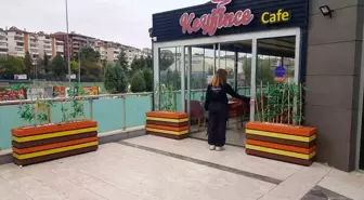 Karabük'te kafe çalışanı yavru ayının neden olduğu panik anlarını anlattı