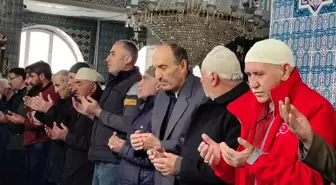 Ardahan'da İsrail'in Gazze'deki El-Ehli Hastanesi'ne yönelik saldırısı protesto edildi