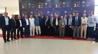 Diyarbakır'da Surname Spor Ödülleri sahiplerini buldu