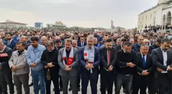 Sivil Toplum Kuruluşlarından Protesto Yürüyüşü