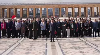 CHP İstanbul İl Başkanı ve Yönetimi Anıtkabir'i ve Deniz Gezmiş'in Mezarını Ziyaret Etti